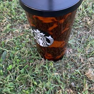 Meet your Posher, Ariana